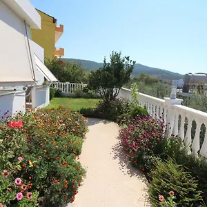  Apartamento Taku